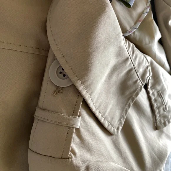 Kenneth Cole trench coat, khaki, small - Picture 6 of 10